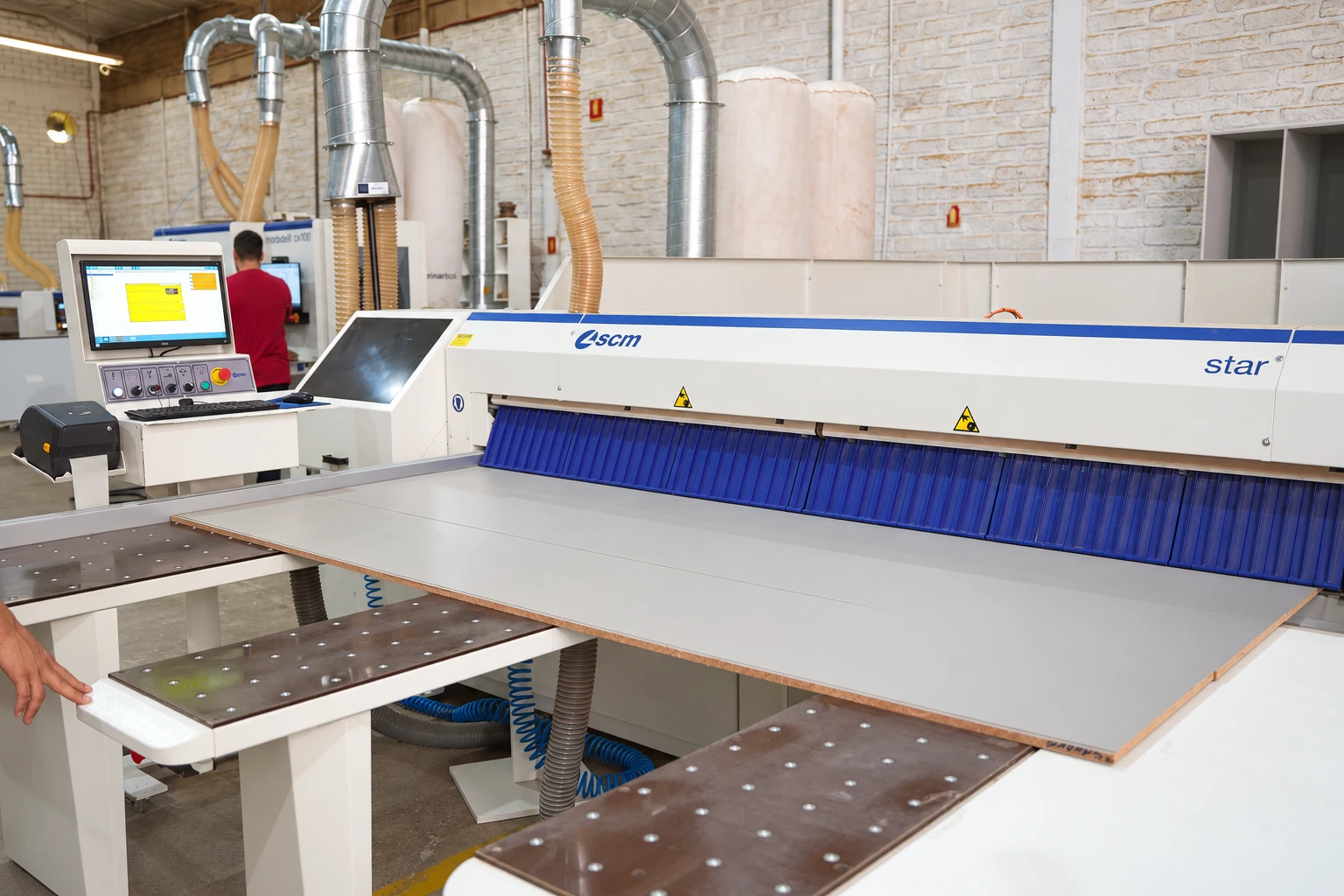 Seccionadora automática da fábrica Ione